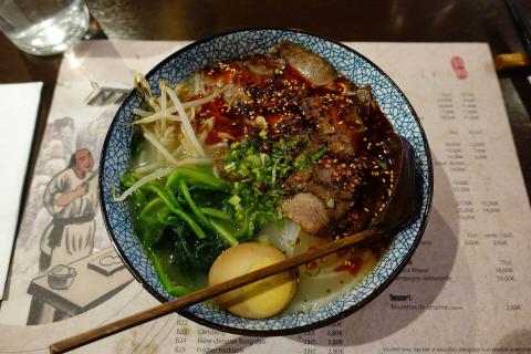 Spicy Lanzhou beef noodles